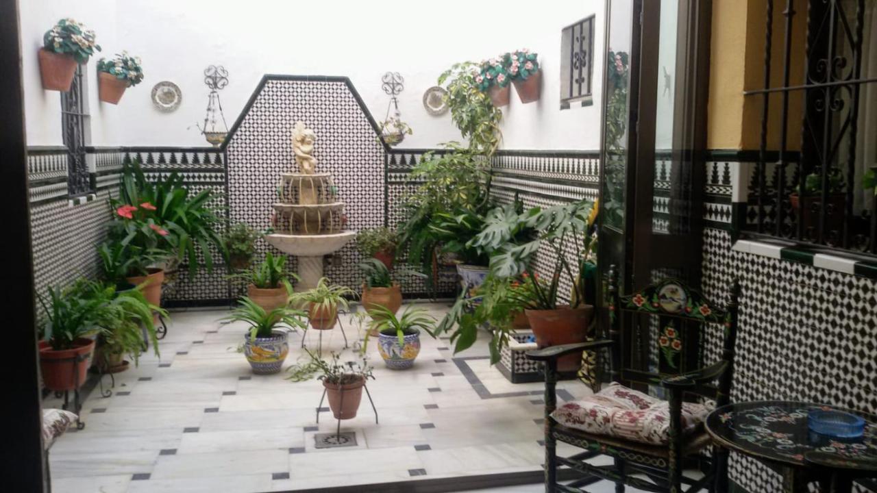 Triana Los Principes Seville Exterior photo